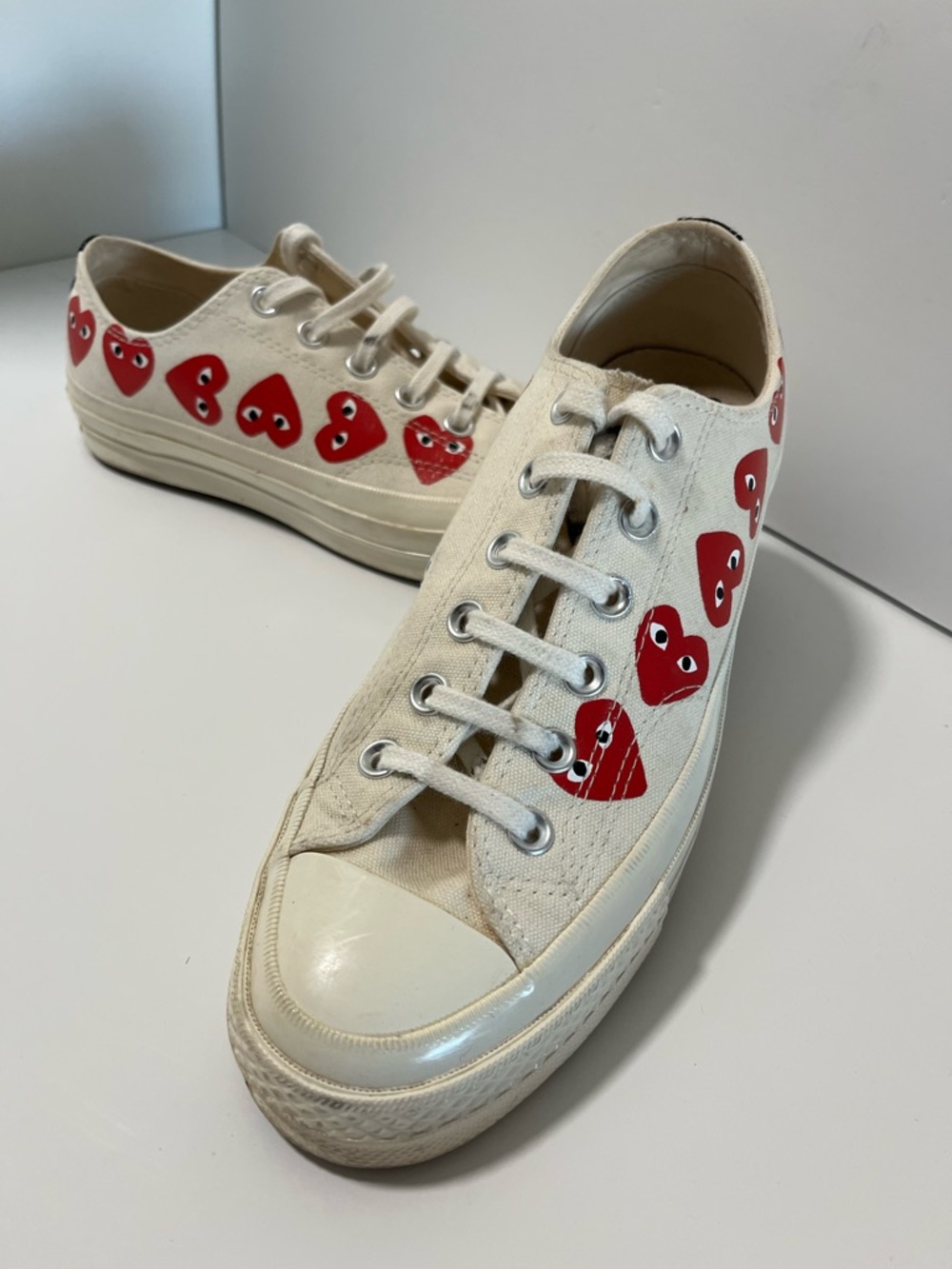 Converse Cream Canvas Low-Top Sneakers with Red Logo Detail